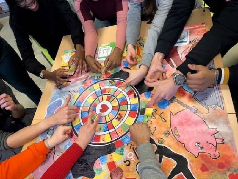 Le CFEplay un jeu sur l'émancipation des femmes.